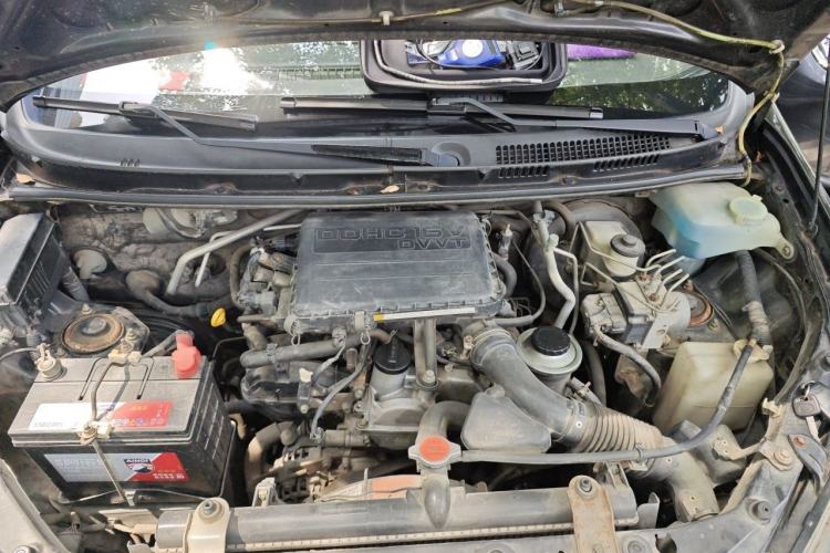 Used FAW Senya S80 2011 1.5L Automatic 5-Seater Urban Elite Edition Engine Bay