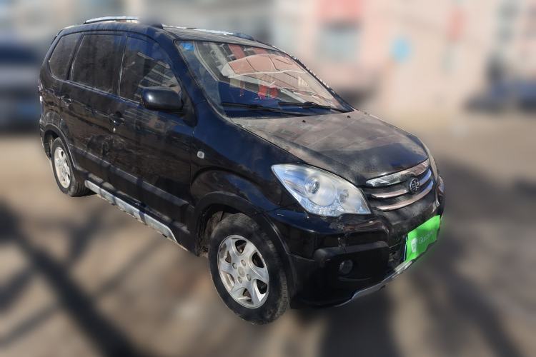 Used FAW Senya S80 2011 1.5L Manual 7-Seater Urban Elite Edition Front Right 45 Deg
