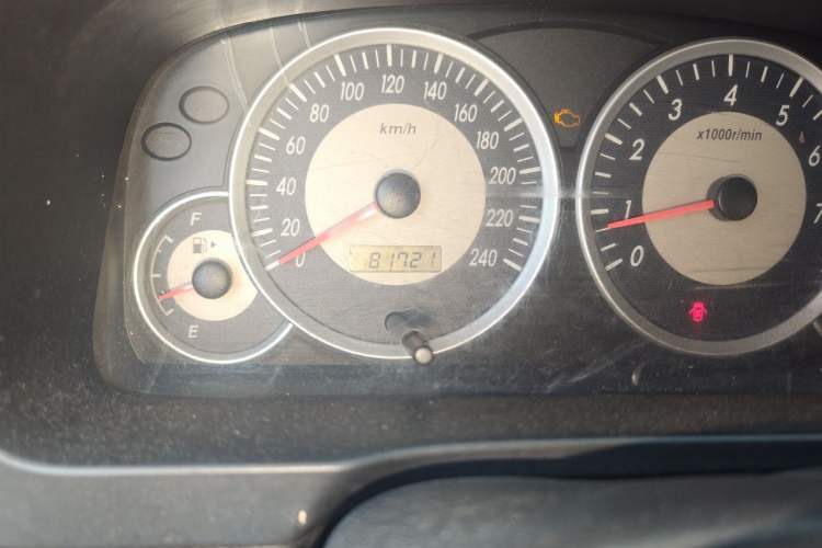 Used FAW Senya S80 2011 1.5L Manual 7-Seater Comfort Edition Odometer Close Up