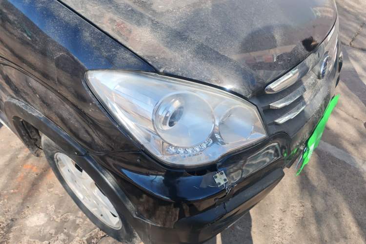 Used FAW Senya S80 2011 1.5L Manual 7-Seater Urban Elite Edition Right Front Headlight