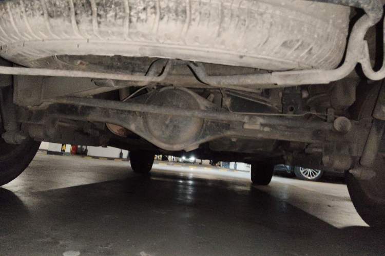 Used FAW Senya S80 2011 1.5L Manual 7-Seater Comfort Edition Chassis Rear
