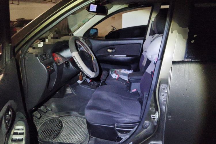 Used FAW Senya S80 2011 1.5L Manual 7-Seater Comfort Edition Driver Seat