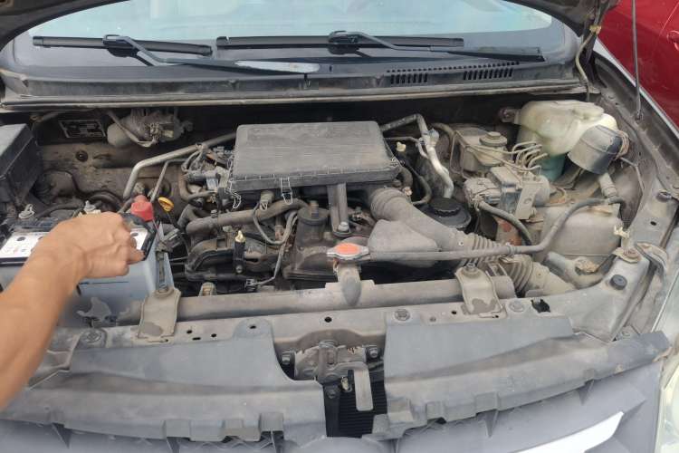Used FAW Senya S80 2011 1.5L Manual 5-Seater Urban Elite Edition Engine Bay