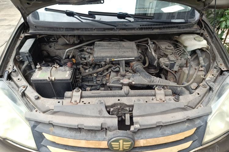 Used FAW Senya S80 2011 1.3L Manual 5-Seater Comfort Version Engine Bay