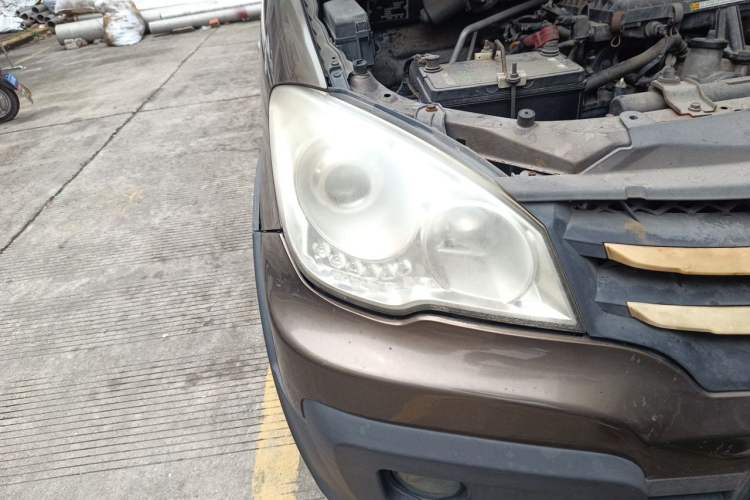 Used FAW Senya S80 2011 1.3L Manual 5-Seater Comfort Version Right Front Headlight