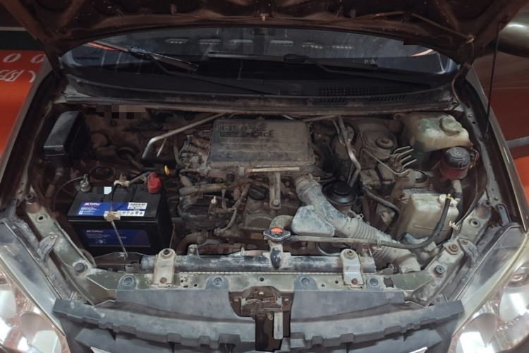 Used FAW Senya S80 2011 1.5L Manual 7-Seater Urban Elite Edition Engine Bay