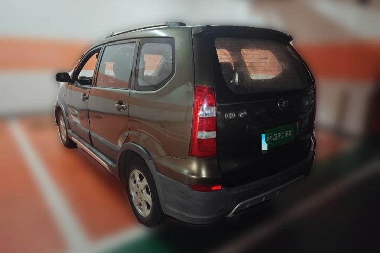 Used FAW Senya S80 2011 1.5L Manual 7-Seater Urban Elite Edition Rear Left 45 Deg