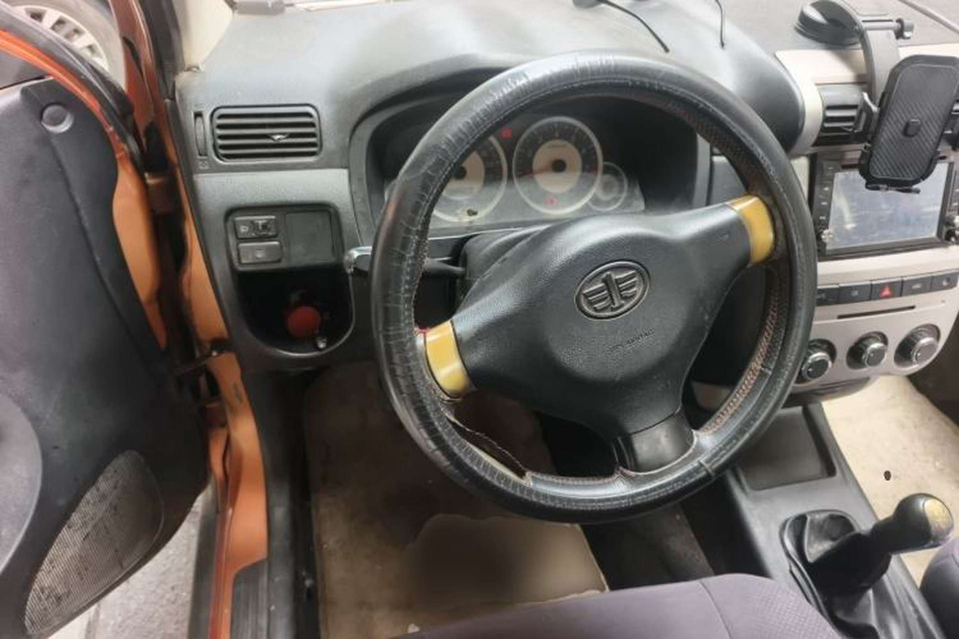 Used FAW Senya S80 2011 1.3L Manual 5-Seater Comfort Version Steering Wheel