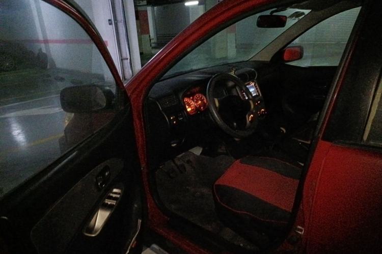 Used FAW Senya S80 2011 1.5L Manual 5-Seater Luxury Model Driver Seat
