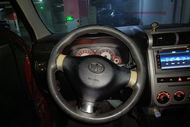 Used FAW Senya S80 2011 1.5L Manual 5-Seater Luxury Model Steering Wheel