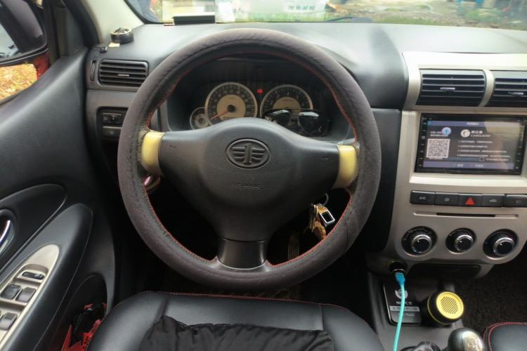 Used FAW Senya S80 2011 1.5L Manual 7-Seater Urban Elite Edition Steering Wheel