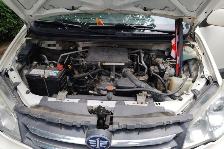 Used FAW Senya S80 2011 1.5L Manual 5-Seater Comfort Edition Engine Bay