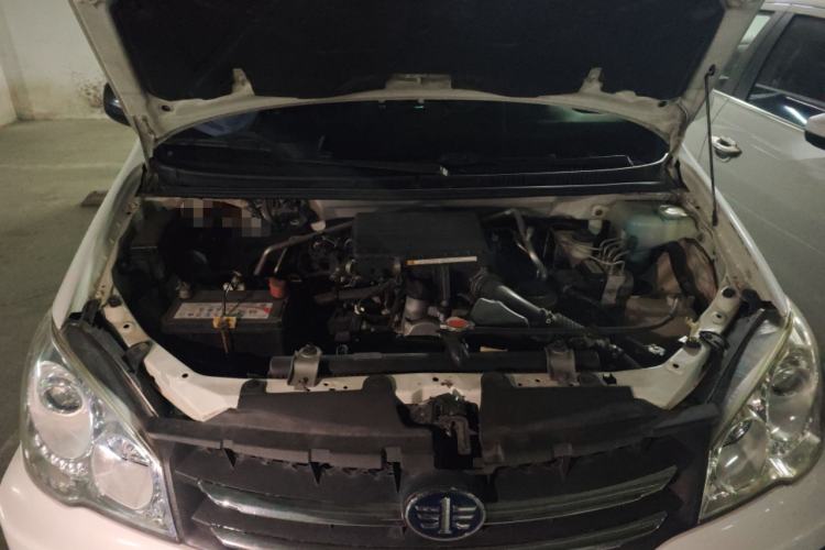 Used FAW Senya S80 2011 1.5L Manual 5-Seater Urban Elite Edition Engine Bay