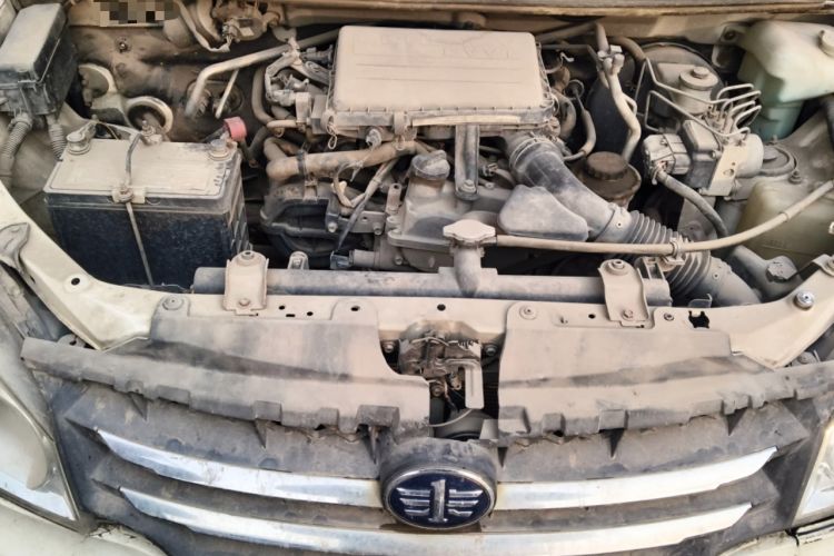 Used FAW Senya S80 2011 1.5L Manual 5-Seater Urban Elite Edition Engine Bay