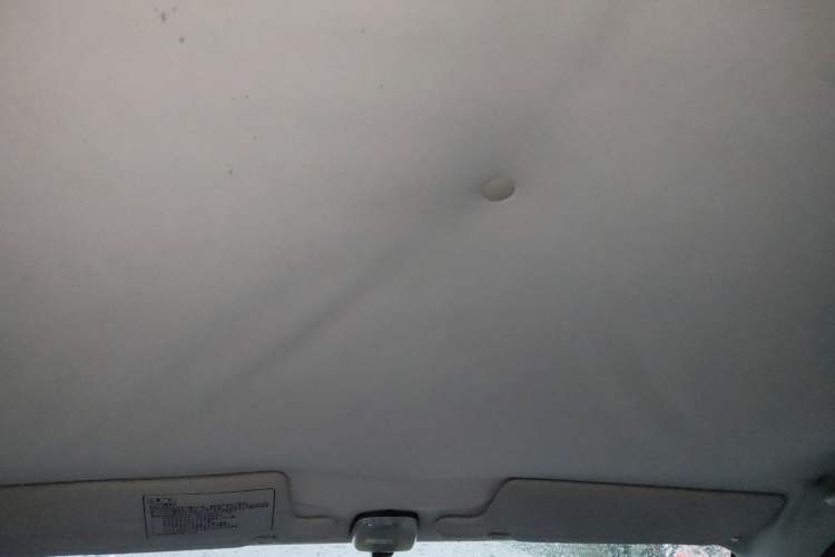 Used FAW Senya S80 2011 1.5L Manual 7-Seater Comfort Edition Headliner