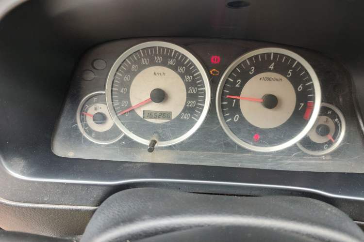 Used FAW Senya S80 2011 1.3L Manual 5-Seater Comfort Version Odometer Close Up