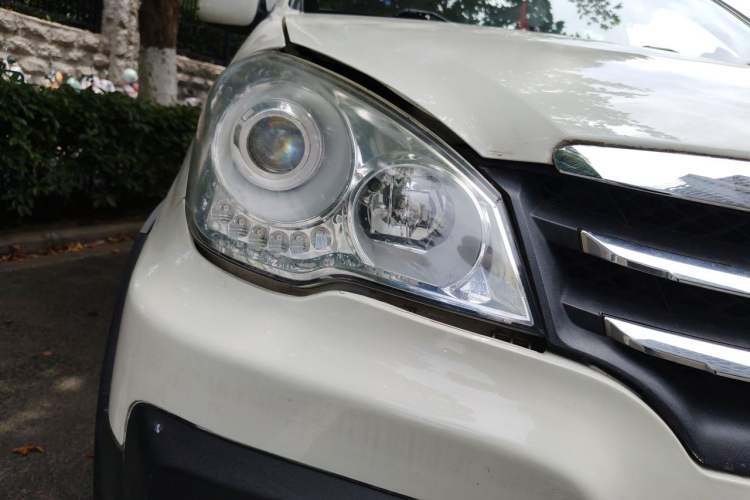 Used FAW Senya S80 2011 1.5L Manual 5-Seater Comfort Edition Right Front Headlight