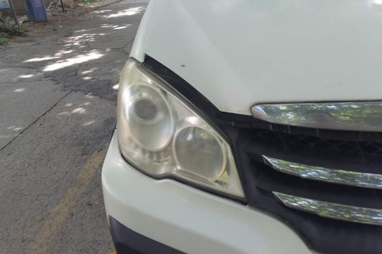 Used FAW Senya S80 2011 1.5L Manual 7-Seater Urban Elite Edition Right Front Headlight