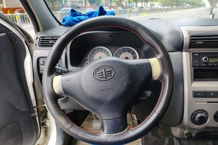 Used FAW Senya S80 2011 1.5L Manual 5-Seater Comfort Edition Steering Wheel