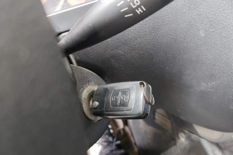 Used FAW Senya S80 2011 1.5L Manual 5-Seater Comfort Edition Vehicle Key