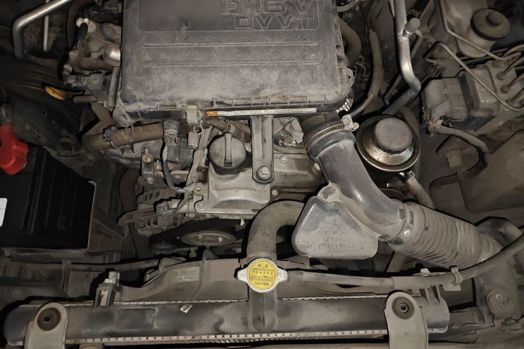 Used FAW Senya S80 2011 1.5L Automatic 5-Seater Urban Elite Edition Engine Bay