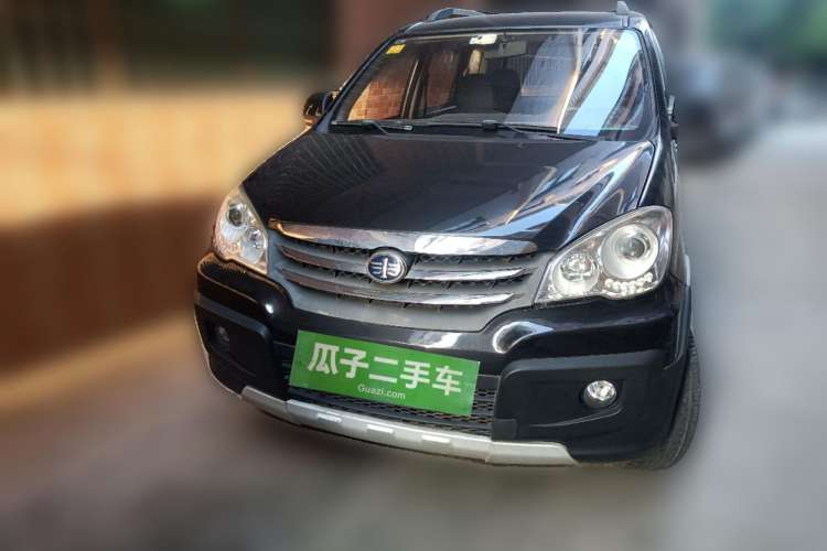 Used FAW Senya S80 2013 1.5L Manual 5-Seater Fashionable Luxury Model Front