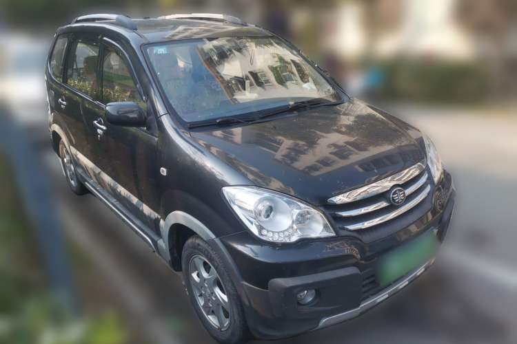 Used FAW Senya S80 2013 1.5L Manual 5-Seat Urban Fashion Edition Front Right 45 Deg