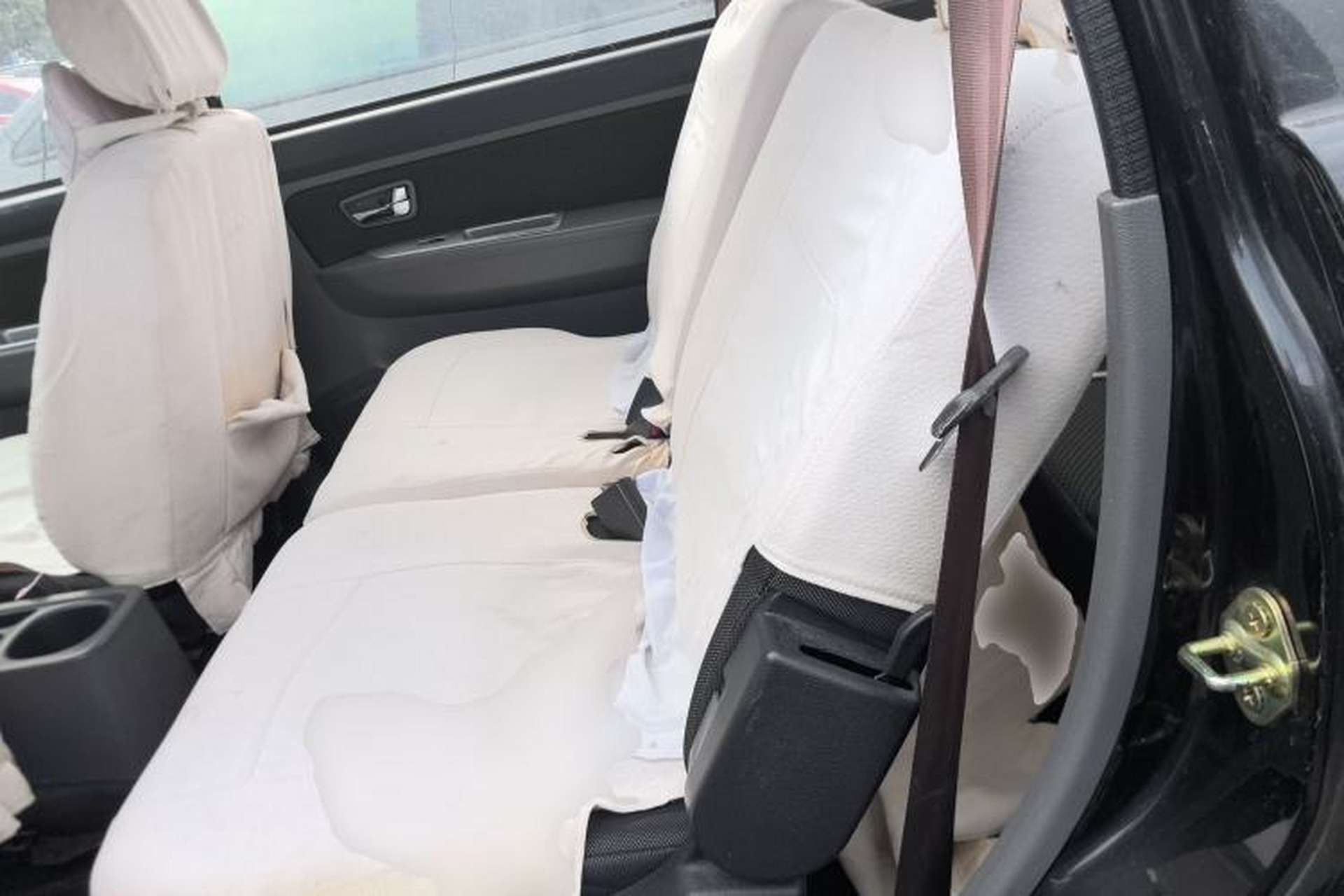 Used FAW Senya S80 2013 1.5L Manual 7-Seater Urban Fashion Edition Left Rear Seat