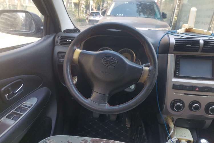 Used FAW Senya S80 2013 1.5L Manual 5-Seat Urban Fashion Edition Steering Wheel