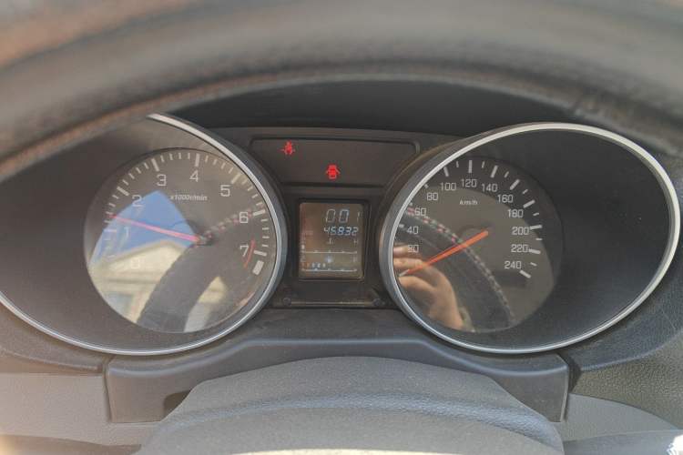 Used FAW Senya S80 2013 1.5L Manual 5-Seat Urban Fashion Edition Instrument Cluster
