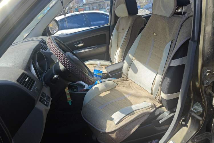 Used FAW Senya S80 2013 1.5L Manual 5-Seat Urban Fashion Edition Left Front Seat