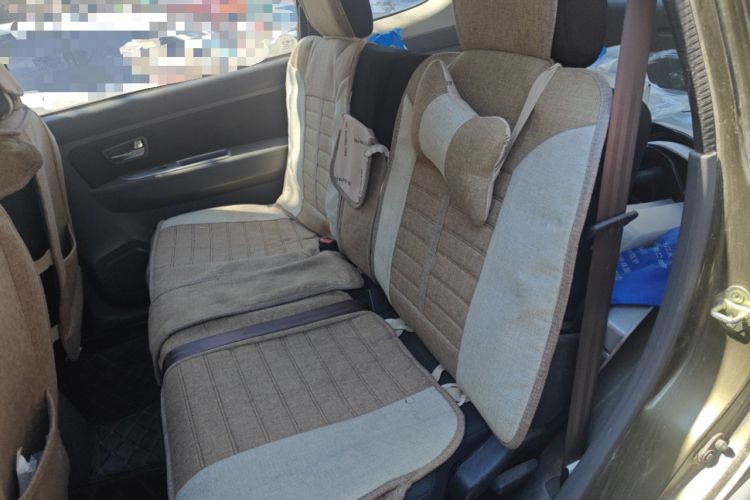 Used FAW Senya S80 2013 1.5L Manual 5-Seat Urban Fashion Edition Left Rear Seat