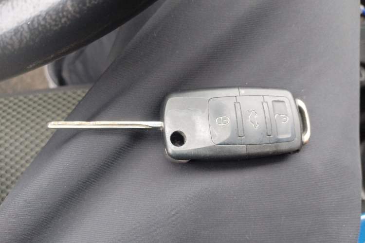 Used FAW Senya S80 2013 1.5L Manual 5-Seat Urban Fashion Edition Vehicle Key