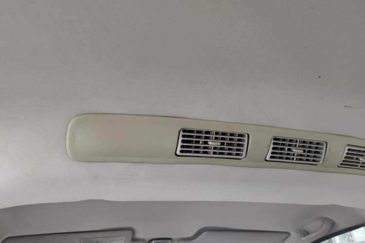 Used FAW Senya S80 2013 1.5L Automatic 5-Seat Fashion Edition Headliner