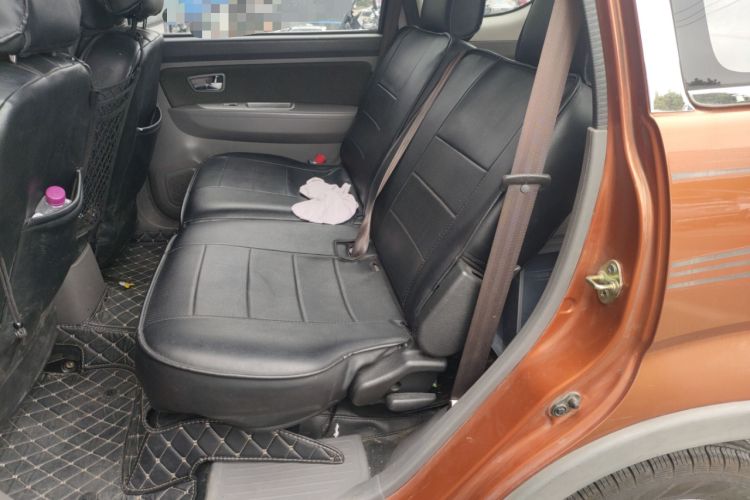 Used FAW Senya S80 2013 1.5L Automatic 5-Seat Fashion Edition Left Rear Seat