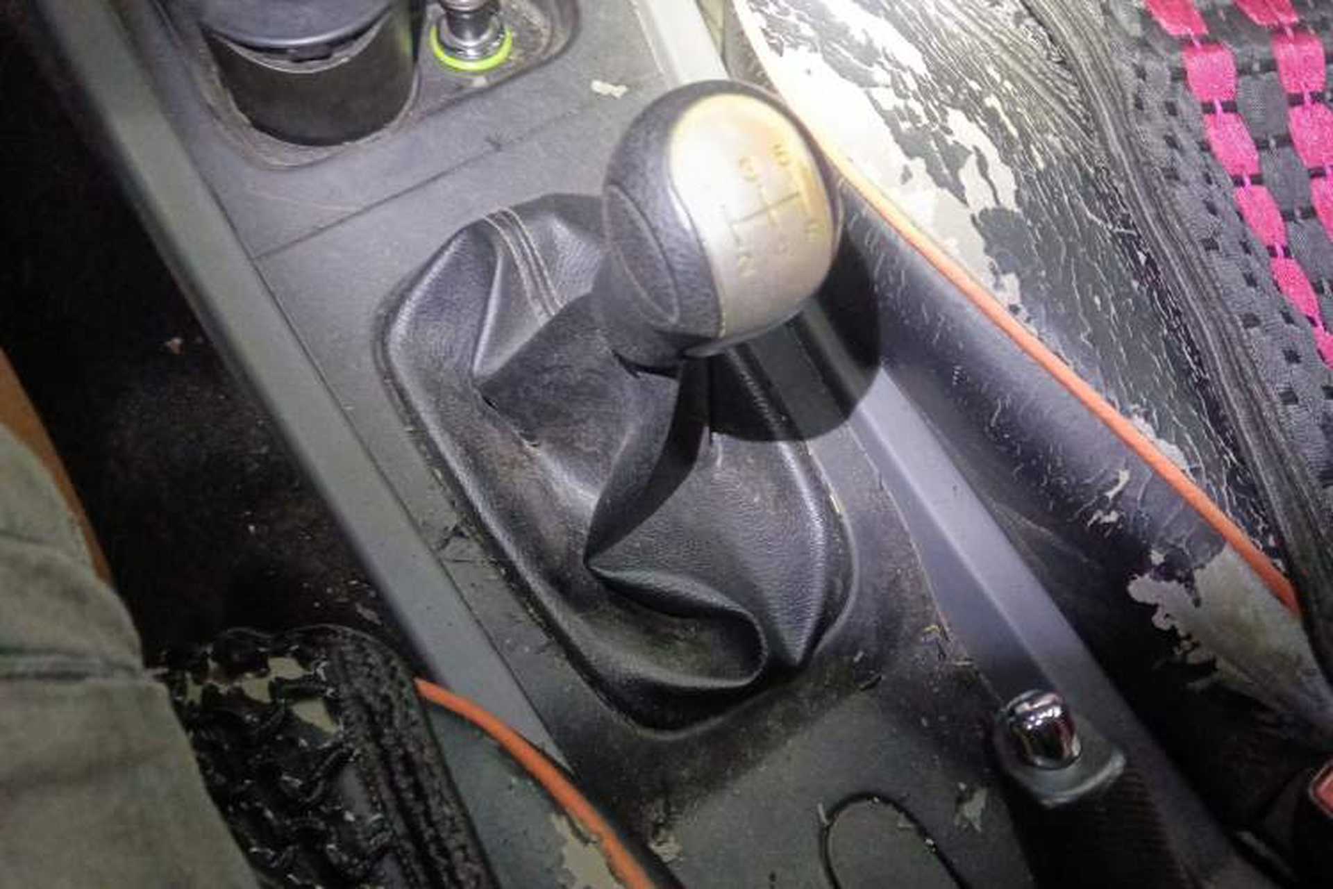 Used FAW Senya S80 2013 1.5L Manual 5-Seat Urban Fashion Edition Gear Lever