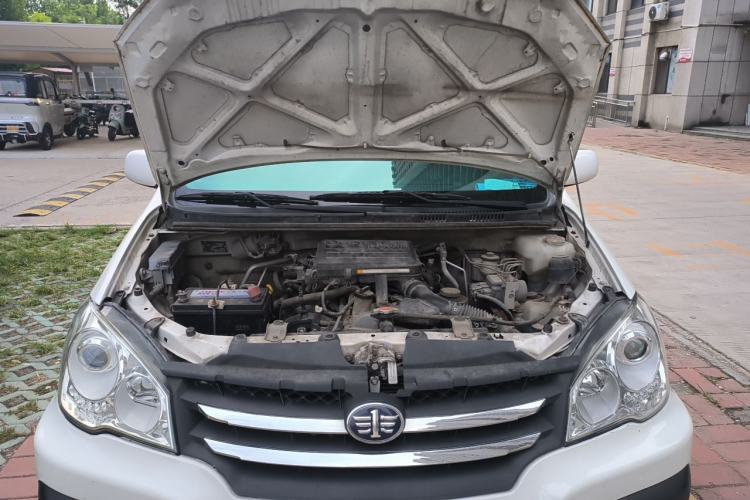 Used FAW Senya S80 2013 1.5L Manual 5-Seat Urban Fashion Edition Engine Bay