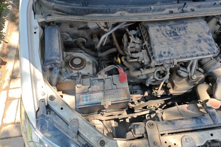 Used FAW Senya S80 2013 1.5L Manual 5-Seat Urban Fashion Edition Engine Bay Right