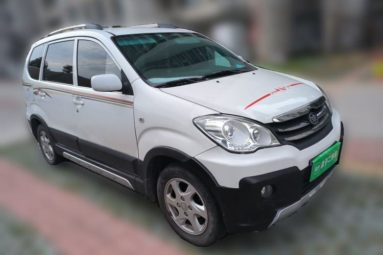 Used FAW Senya S80 2013 1.5L Manual 5-Seat Urban Fashion Edition Front Right 45 Deg