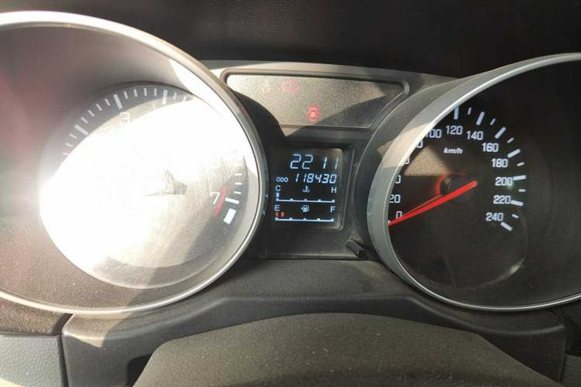 Used FAW Senya S80 2013 1.5L Manual 5-Seat Urban Fashion Edition Instrument Cluster