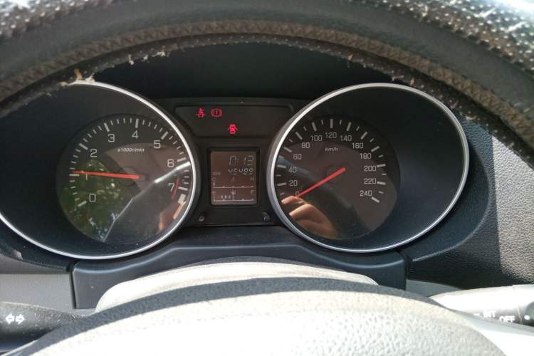 Used FAW Senya S80 2013 1.5L Manual 5-Seat Urban Fashion Edition Instrument Cluster
