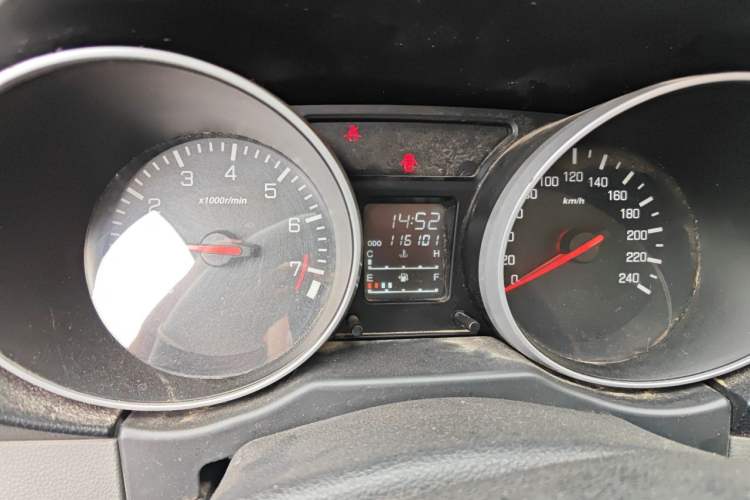 Used FAW Senya S80 2013 1.5L Manual 7-Seater Urban Fashion Edition Instrument Cluster