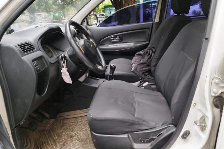 Used FAW Senya S80 2013 1.5L Manual 7-Seater Urban Fashion Edition Left Front Seat