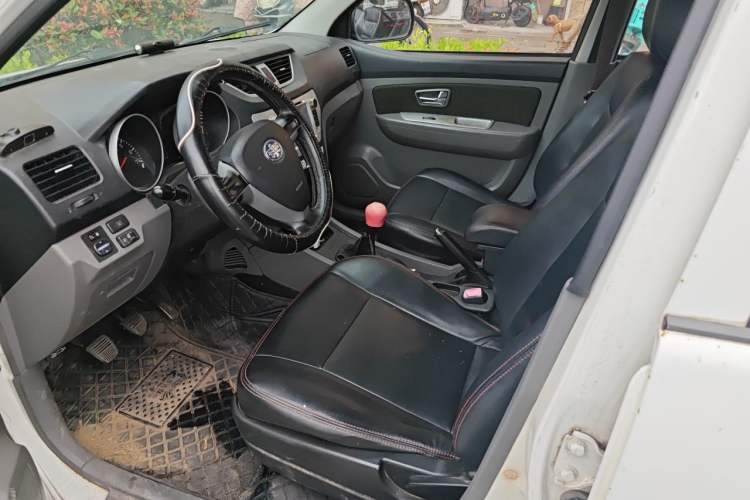 Used FAW Senya S80 2013 1.5L Manual 7-Seater Urban Fashion Edition Left Front Seat