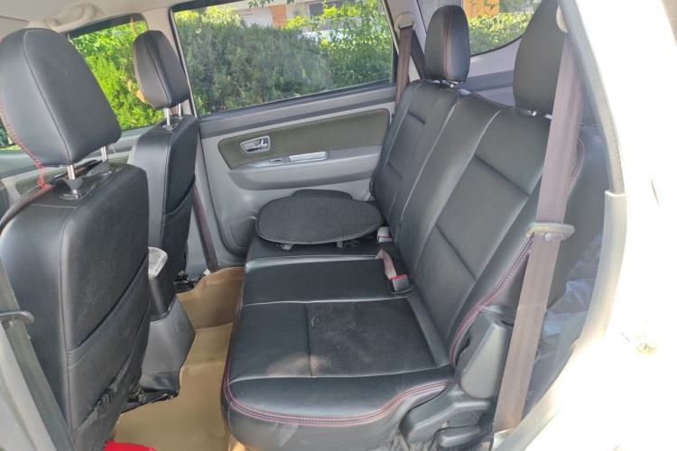 Used FAW Senya S80 2013 1.5L Manual 5-Seat Urban Fashion Edition Left Rear Seat