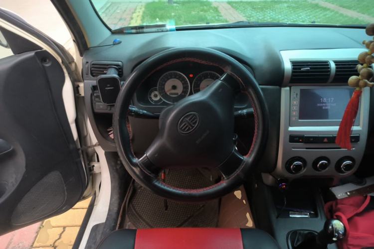 Used FAW Senya S80 2013 1.5L Manual 5-Seat Urban Fashion Edition Steering Wheel