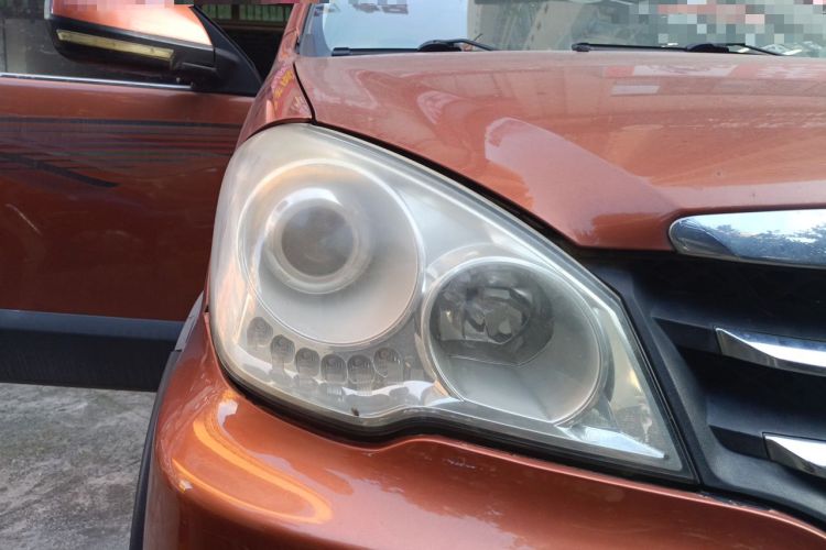 Used FAW Senya S80 2013 1.5L Manual 5-Seat Urban Fashion Edition Right Front Headlight