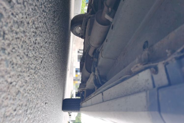 Used FAW Senya S80  Chassis Front Left