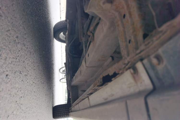 Used FAW Senya S80  Chassis Rear Right