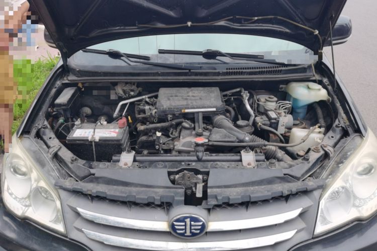 Used FAW Senya S80  Engine Bay